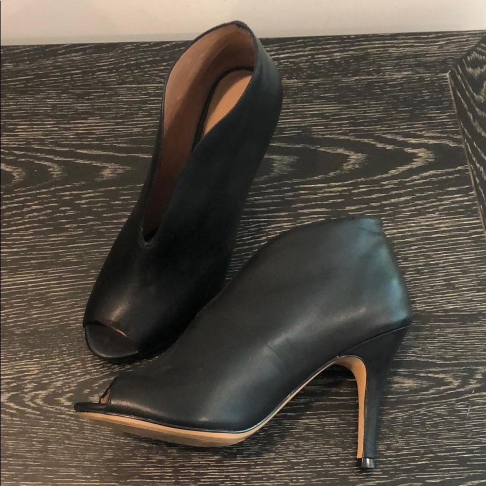 Halogen heels